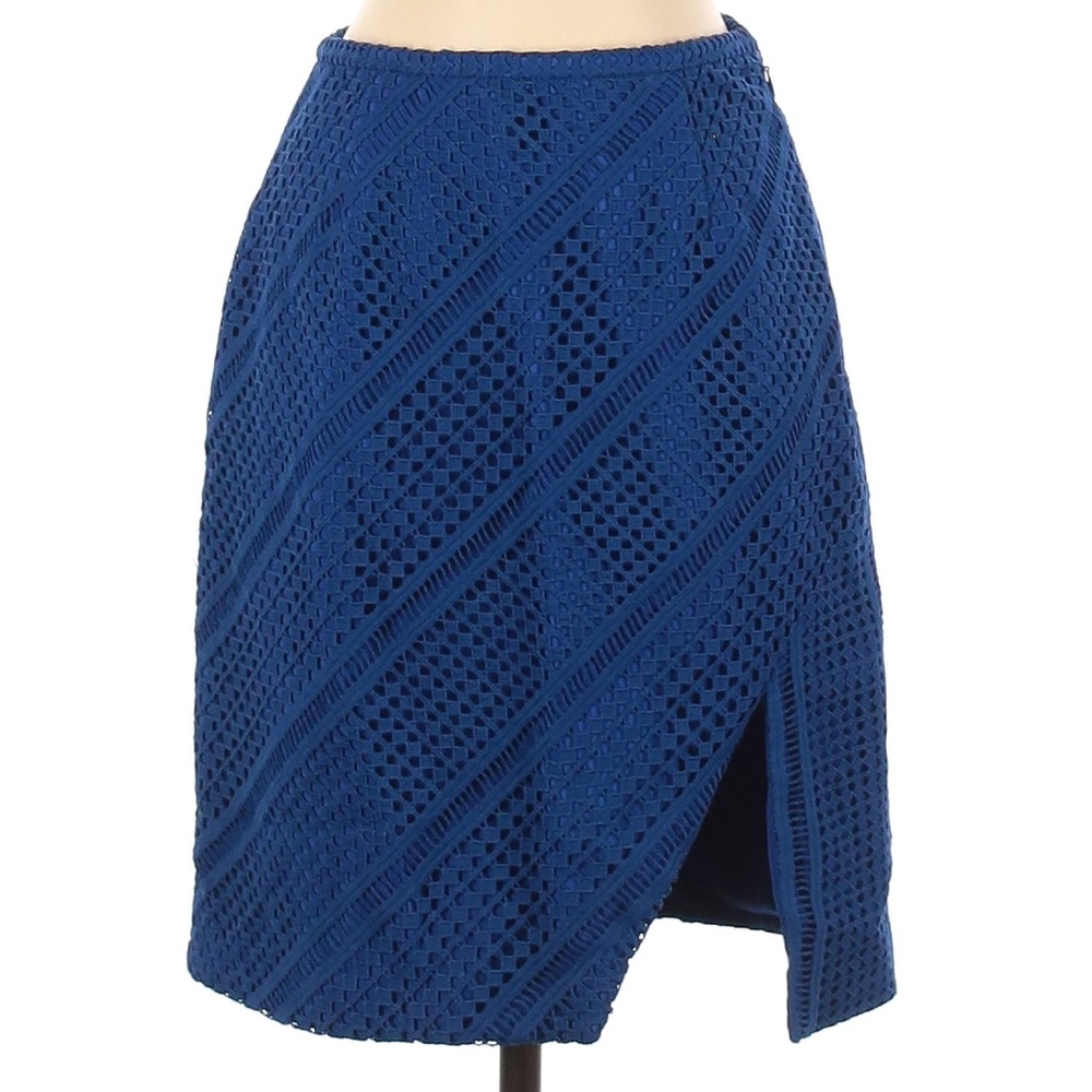 Stylestalker Blue knit/crochet texture knee length skirt